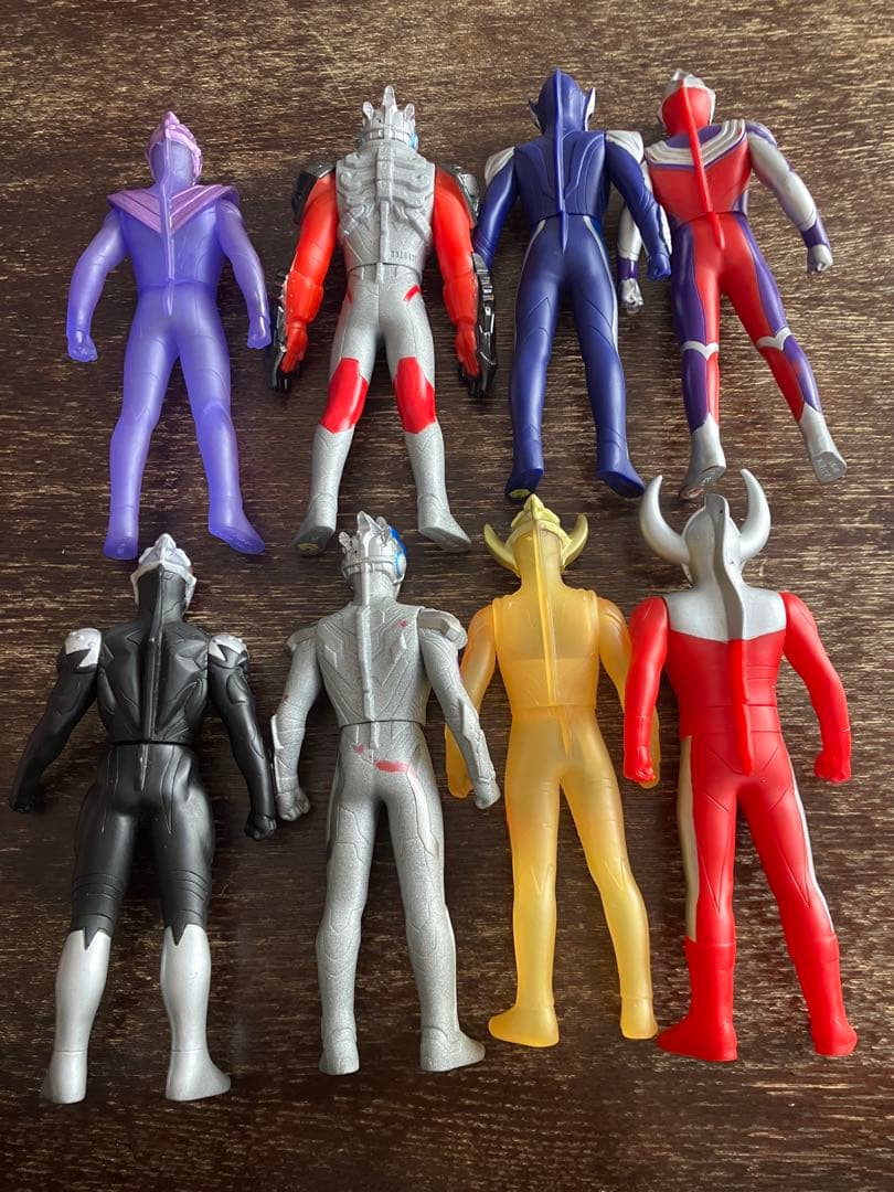 ウルトラマンフィギュアセット多数　42体