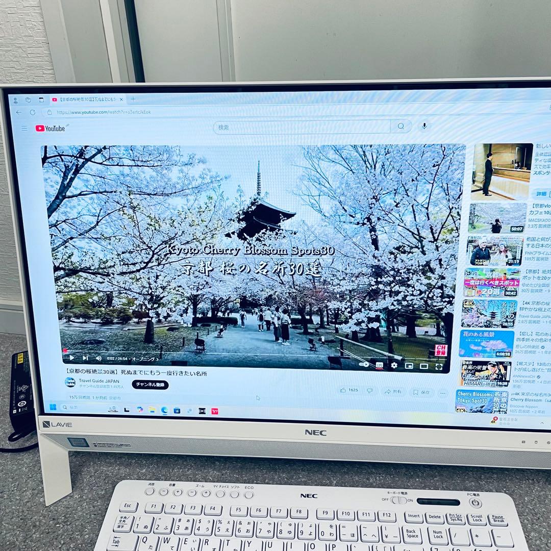 NEC LAVIE 16GB オールインワン　23.8インチ　白　デスクトップ