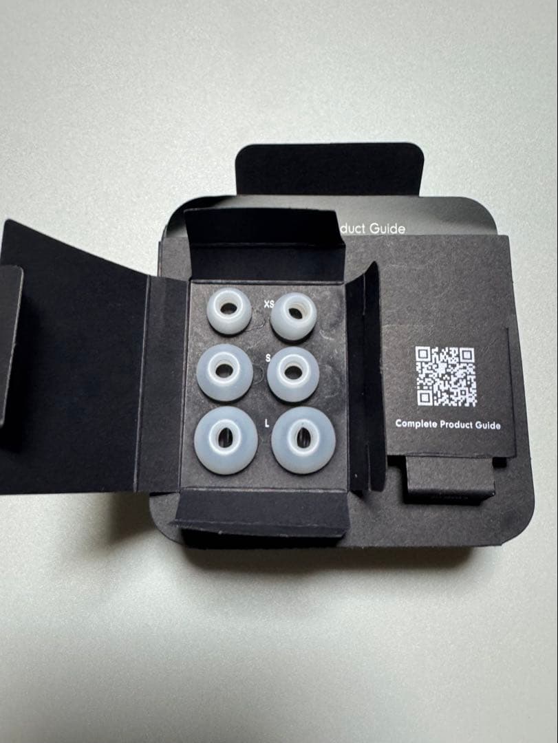 イヤホン Beats Studio Buds +