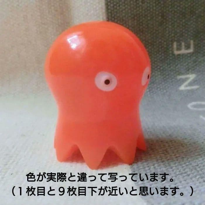 色の名前不明 kid robot ミニ・トーテム・ドッペルゲンガー フィギュア