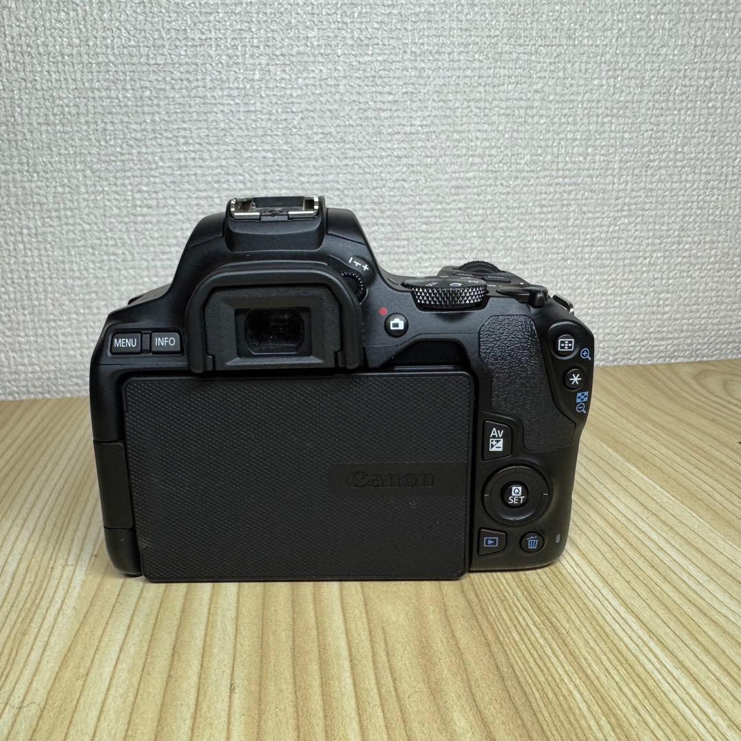 美品 Canon Kiss X10 / Rebel SL3 レンズキット 元箱付