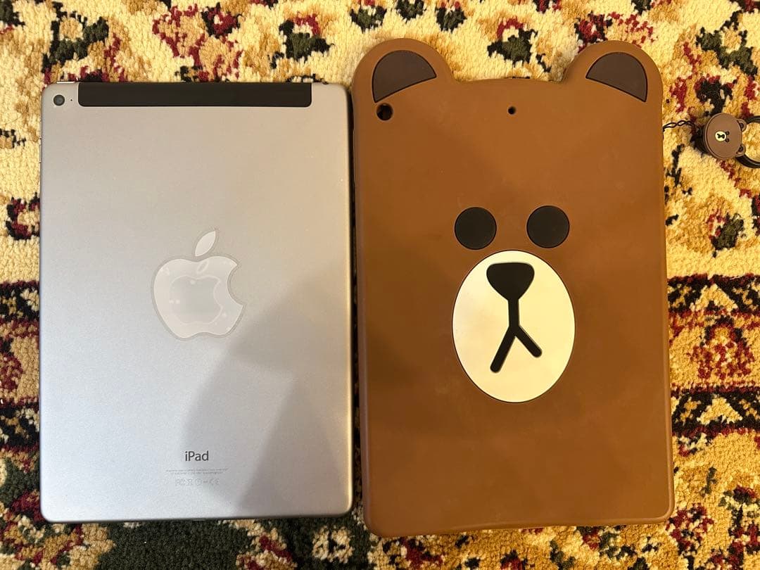Apple iPad Air2 LINEクマデザインケース付き