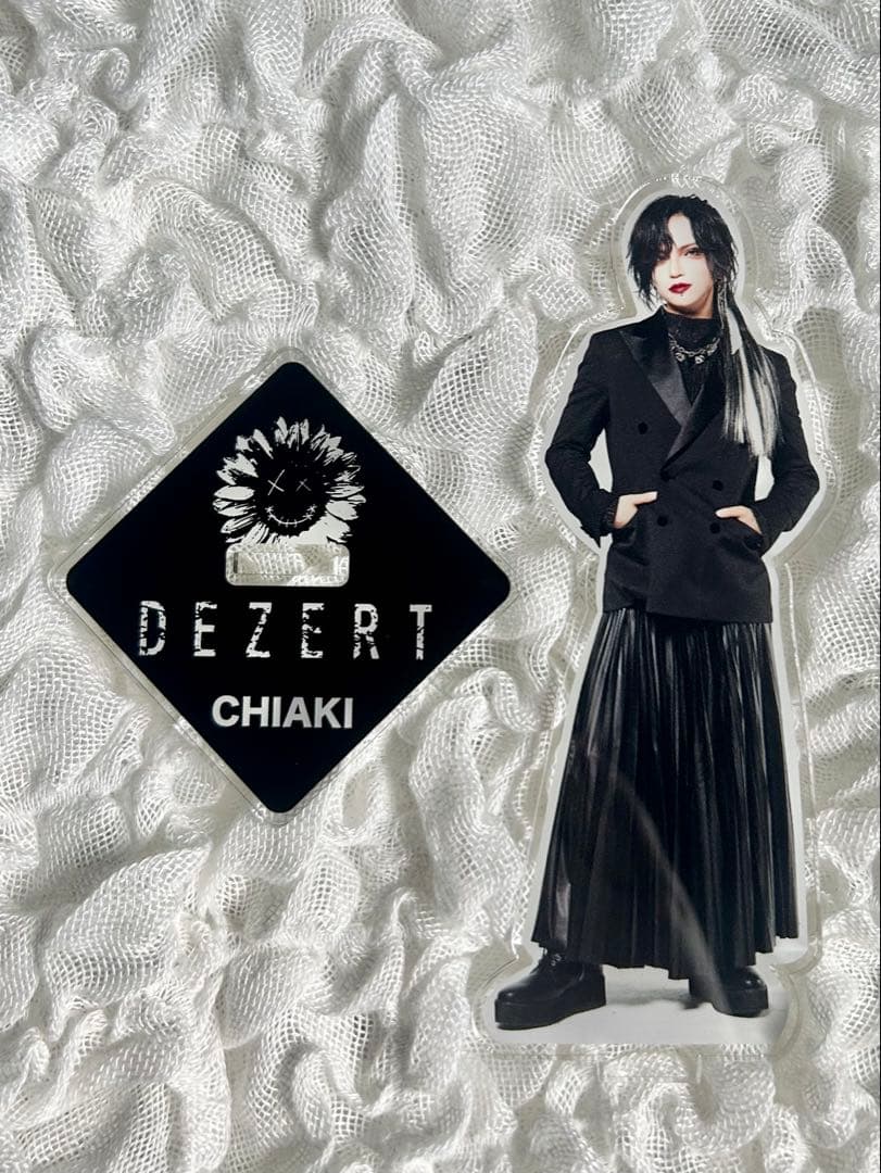 DEZERT 千秋 アクスタ ハート缶バッジ