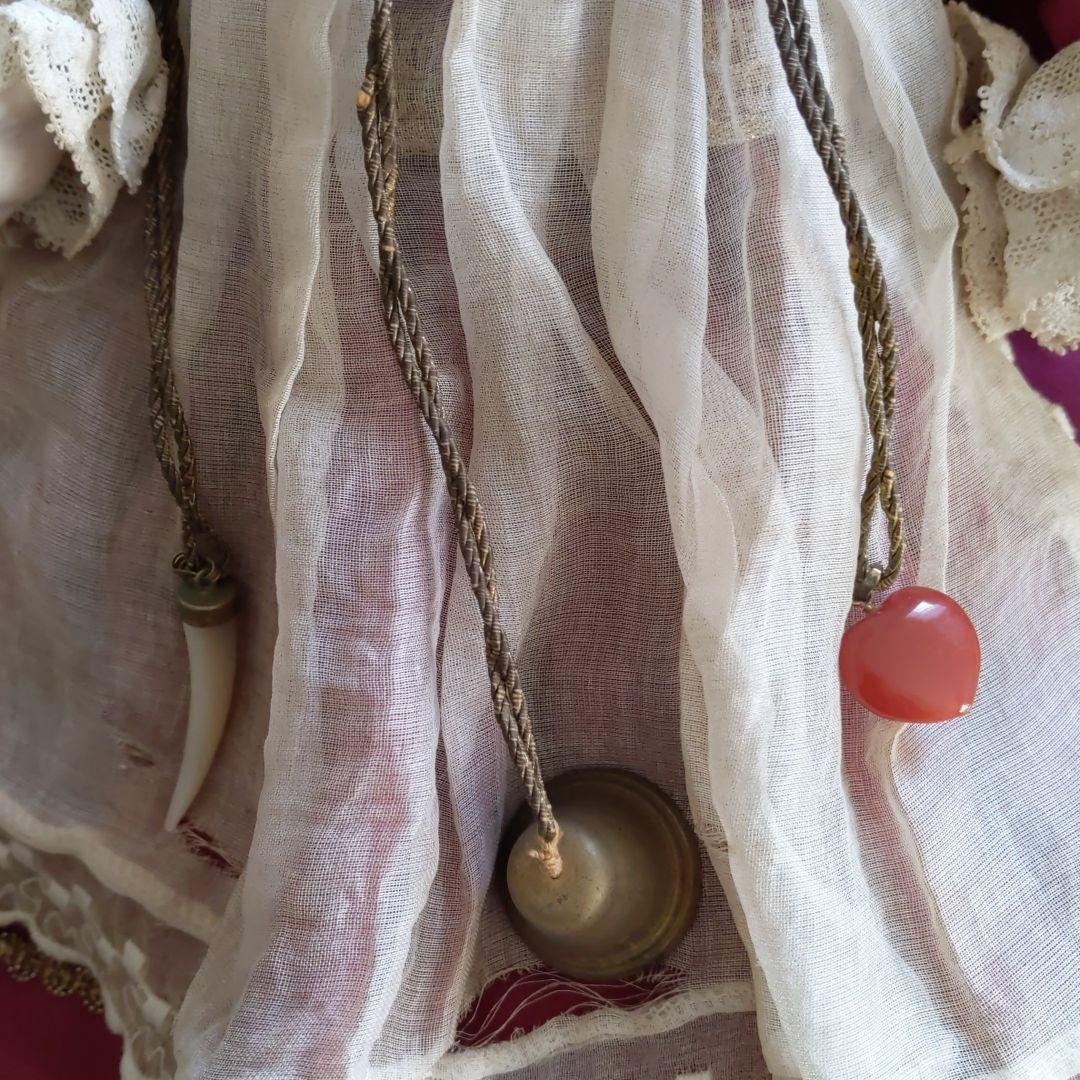 とても珍しい飾りに凝ったビンテージ人形　イタリア製　ビスクドール 専門店購入