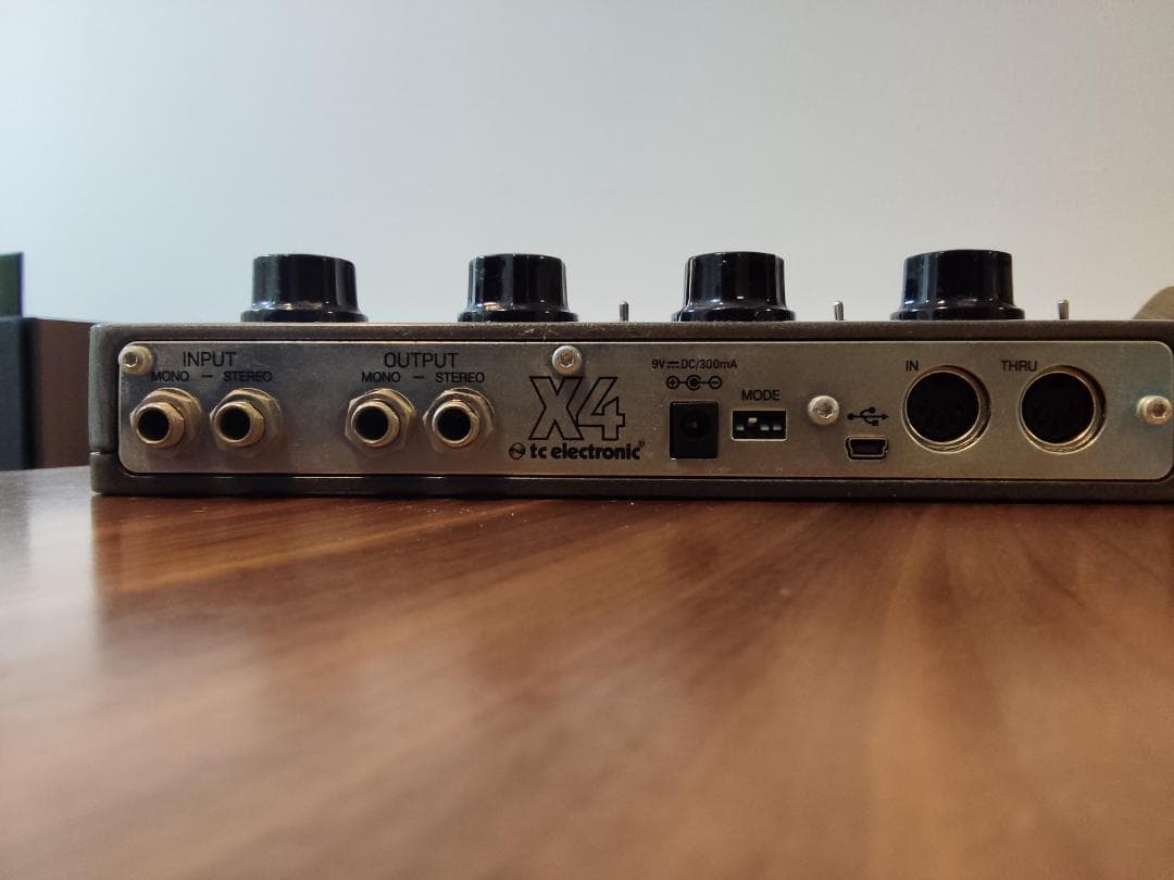 TC ELECTRONIC Ditto X4 Looper ほぼ未使用／動作良好