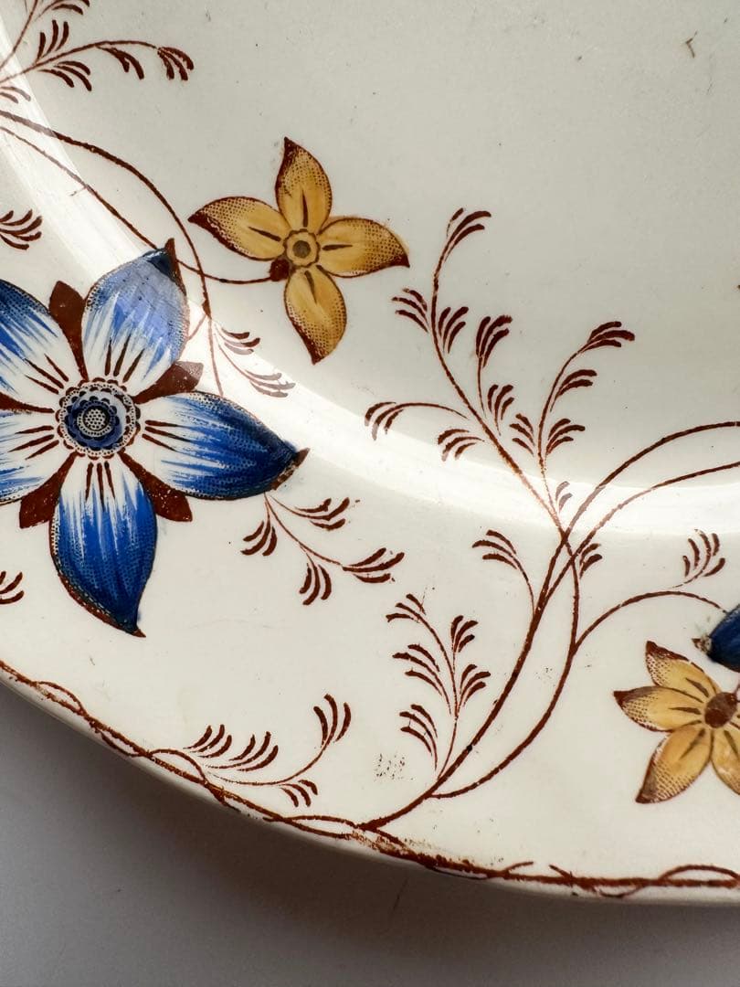 クレイユモントロー　アネモネ　フランス　アンティーク　プレート