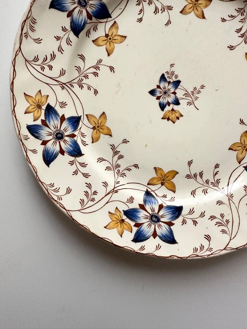 クレイユモントロー　アネモネ　フランス　アンティーク　プレート