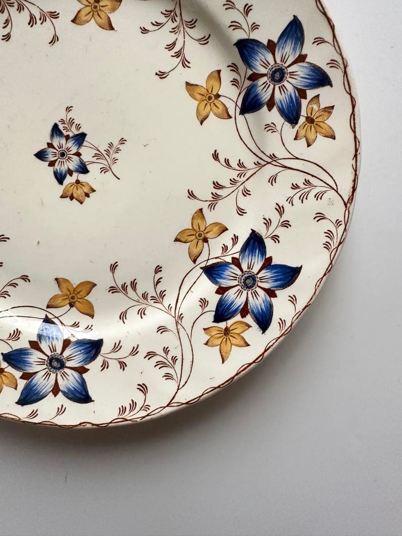 クレイユモントロー　アネモネ　フランス　アンティーク　プレート