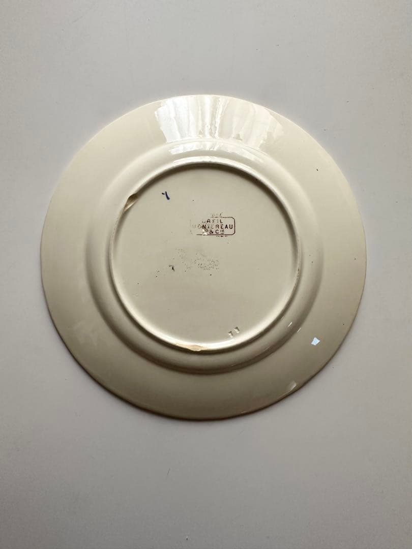 クレイユモントロー　アネモネ　フランス　アンティーク　プレート