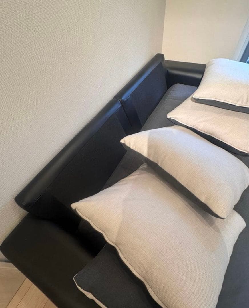 ニトリの3人掛けソファ