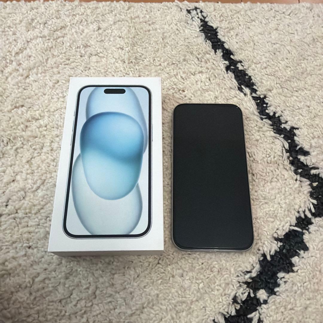 iPhone15 256GB SIMフリー ブルー 正規店バッテリー交換済 美品