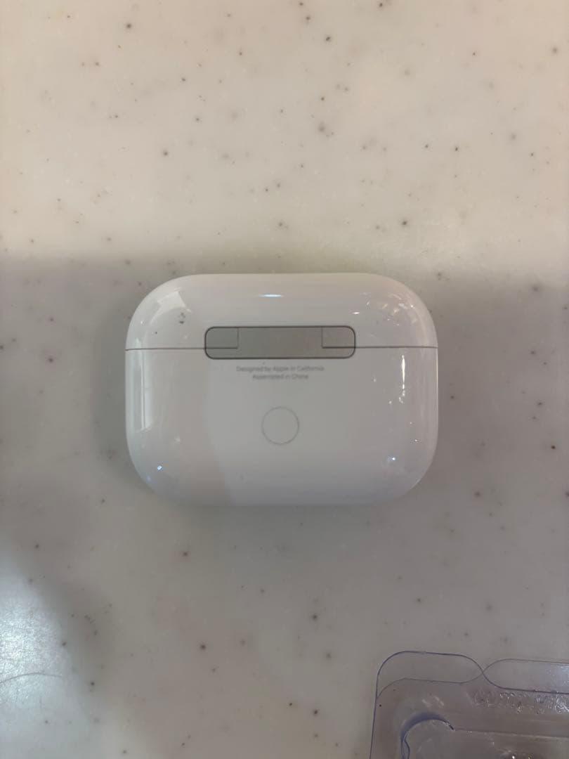 AirPods Pro 2 Lightningモデル+ケースとcomplyチップ