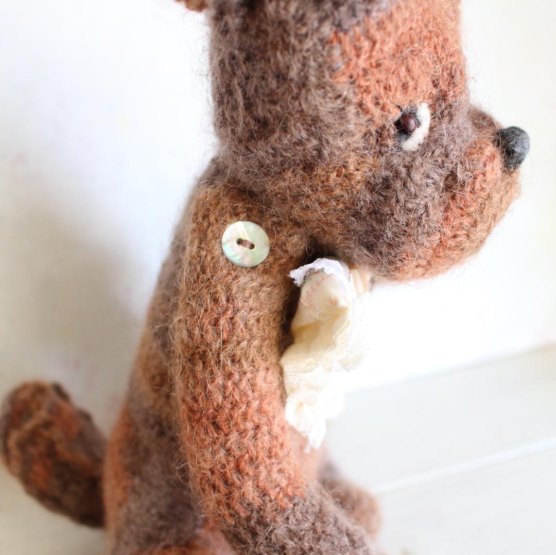 キャバリア（ルビー） のあみぐるみ テディベアタイプ 座って22cm