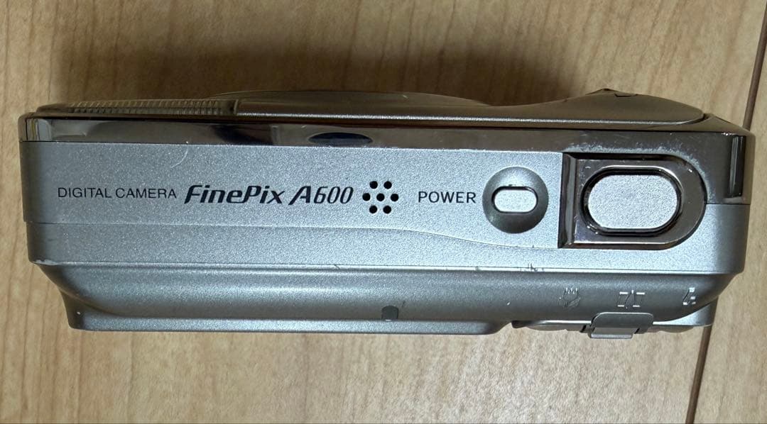 デジタルカメラ FUJIFILM FinePix A600