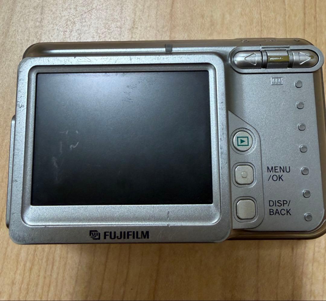 デジタルカメラ FUJIFILM FinePix A600