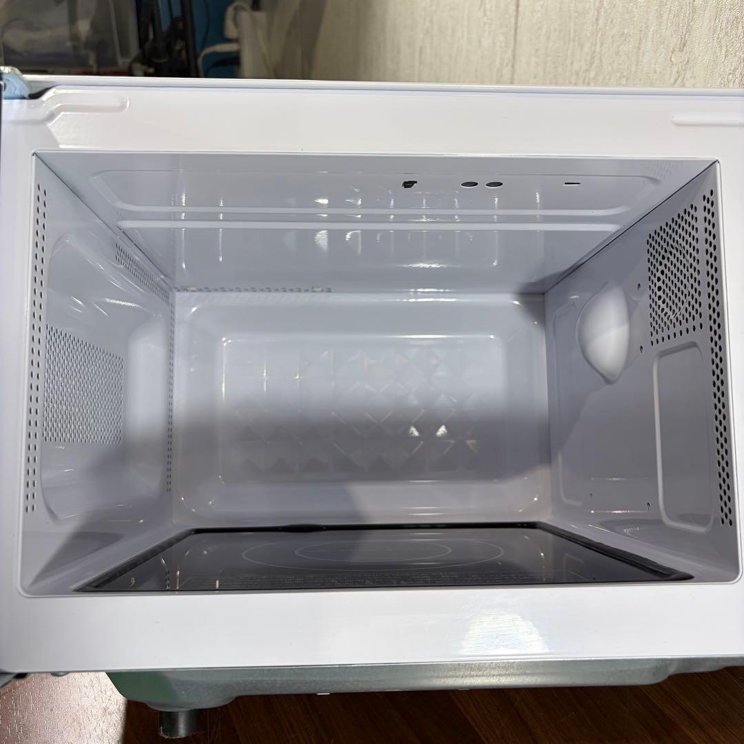 美品　即日発送　アイリスオーヤマ 電子レンジ KMB-F186-W 23年製