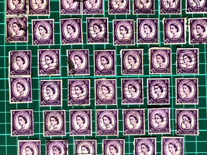 エリザベス女王切手 ブルー系 43枚