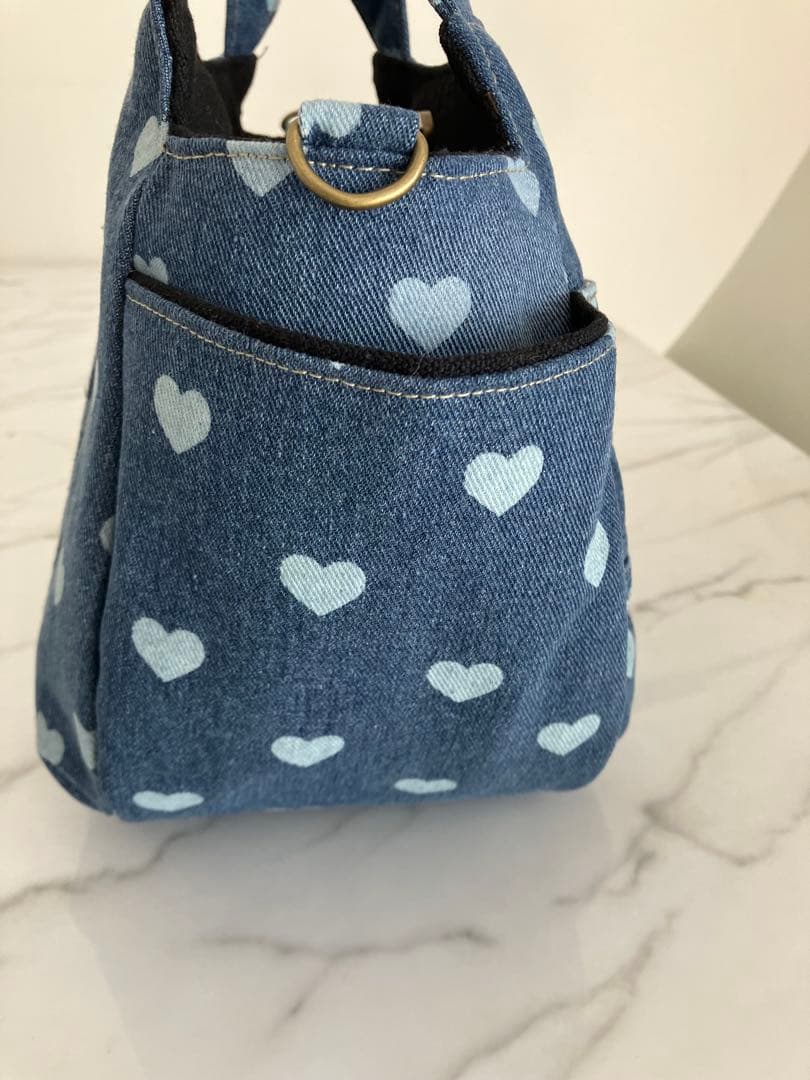 1022 コロ葱(マロ)　ハート柄デニムリメイクバック　ハンドメイド