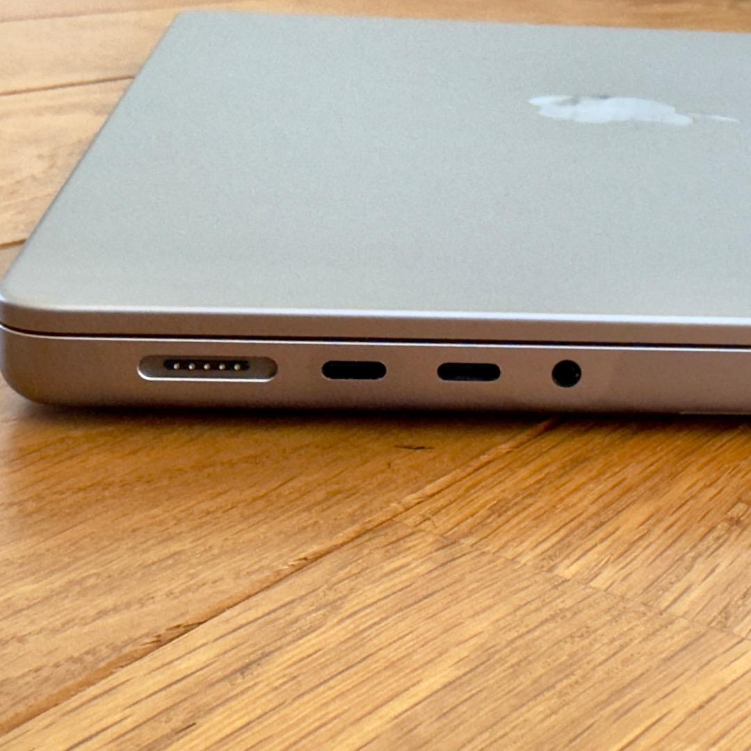 MacBook Pro 14インチ M2 Max ／64GB／1TB