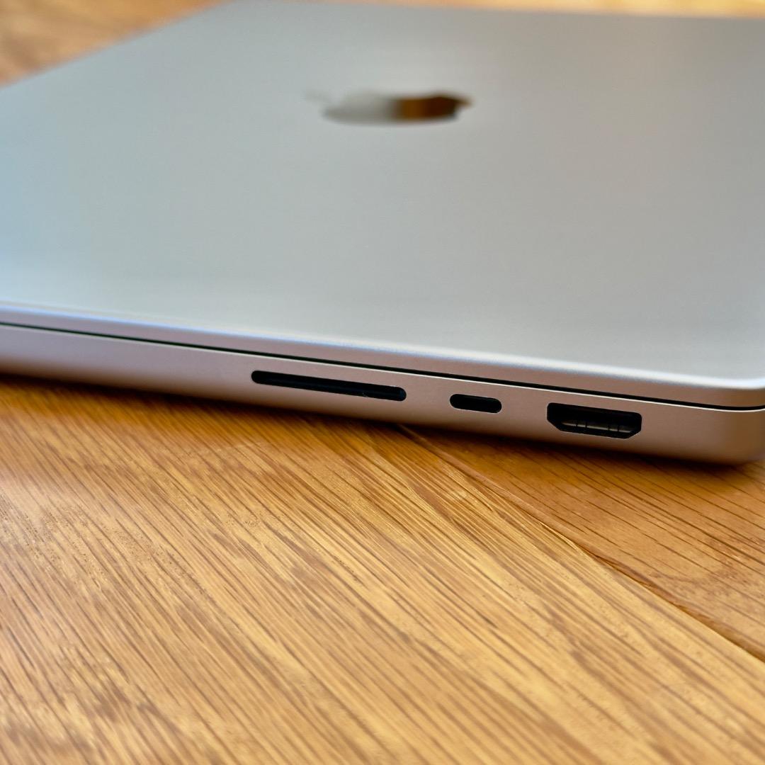 MacBook Pro 14インチ M2 Max ／64GB／1TB