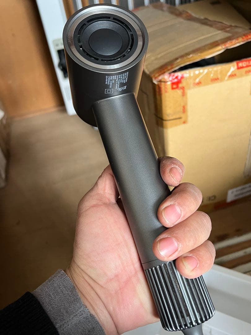 シルバー ハンドヘルド型 ヘアドライヤー