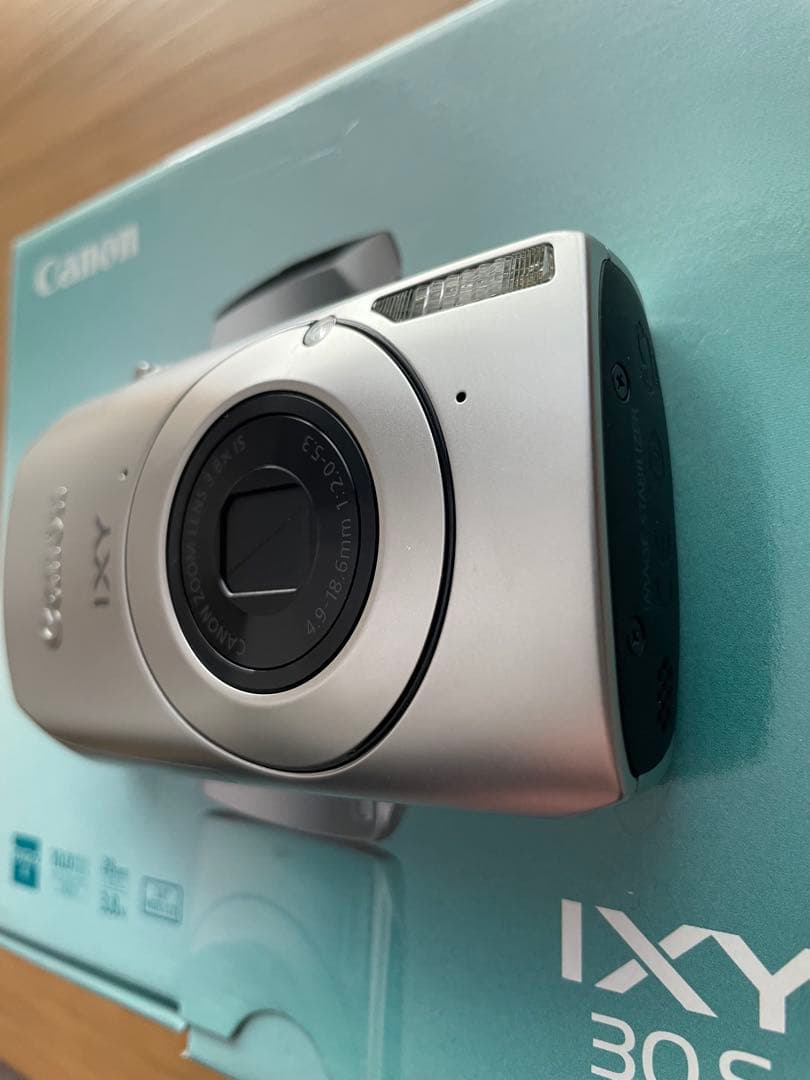 【美品】Canonデジタルカメラ　IXY30S　純正ケース付き