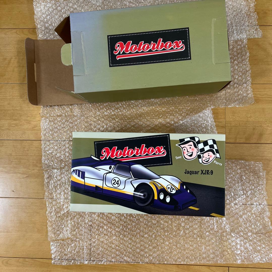 EXOTO Jaguar XJR-9 1/18 激レア MNブルー 新品未使用