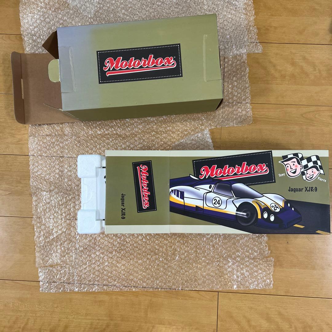 EXOTO Jaguar XJR-9 1/18 激レア MNブルー 新品未使用