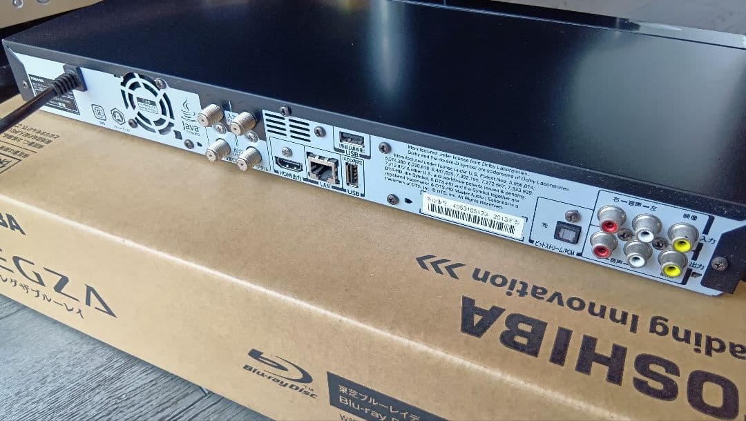 東芝　REGZA ブルーレイディスクレコーダー DBR-Z310 500GB
