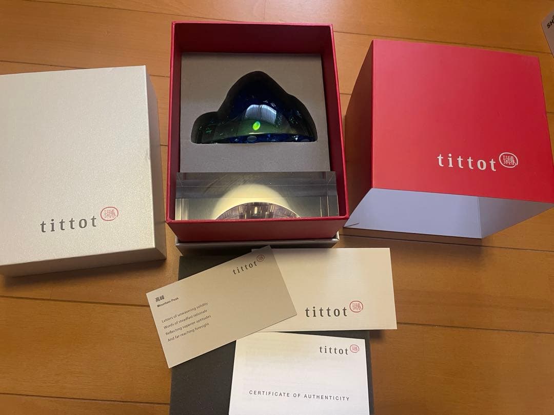 tittot クリスタル　置き物
