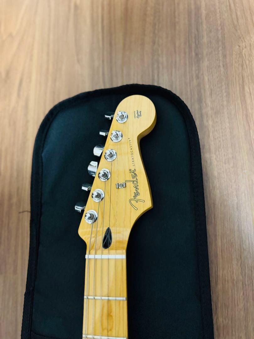 【再出品】Fender Stratocaster, Marshall amp