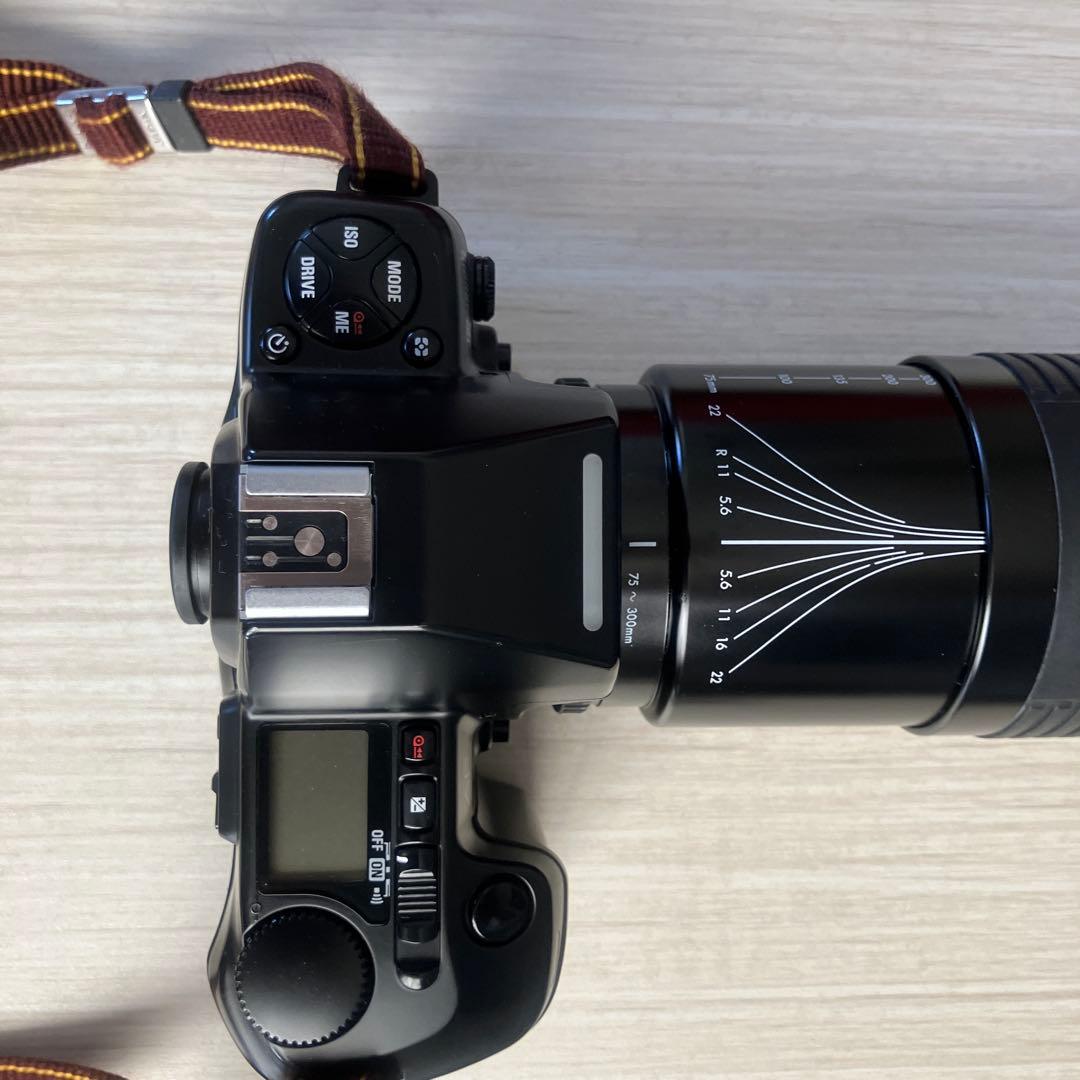 Nikon F-801 SIGMA AF75-300ズームレンズ付き極美品