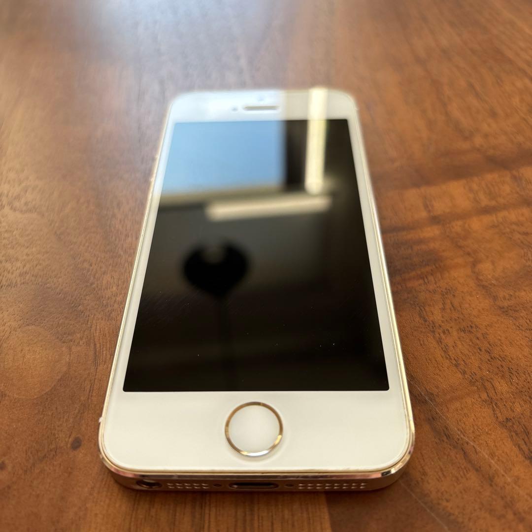 Apple iPhone5s ゴールド 32GB 本体