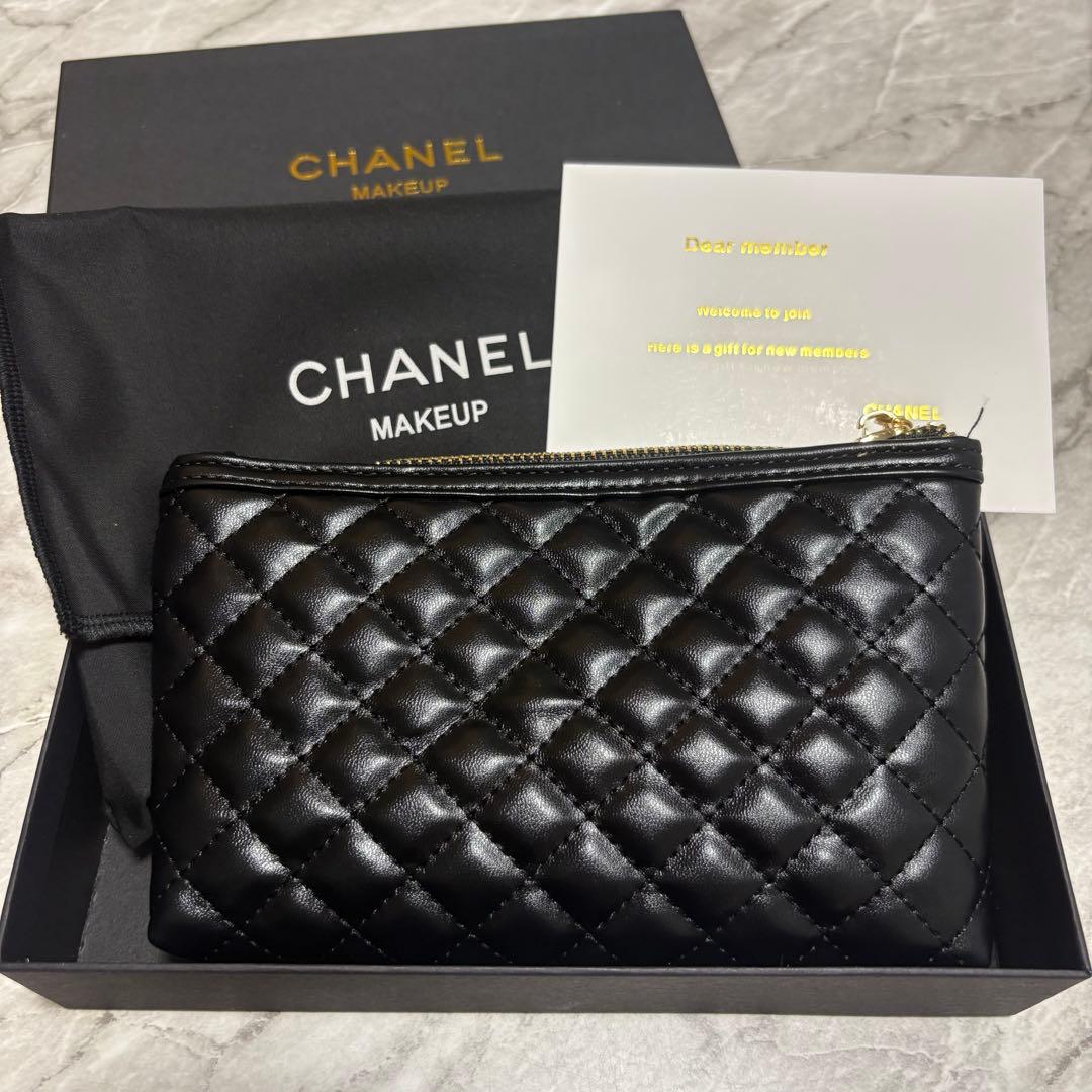 新品　CHANEL メイクアップポーチ ブラック　ノベルティ
