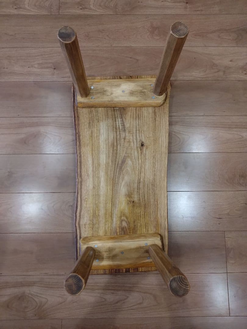 栗一枚板のテーブル⑳　桜❕栗の耳付き天板厚さ約45㎜の迫力満点、木目が綺麗