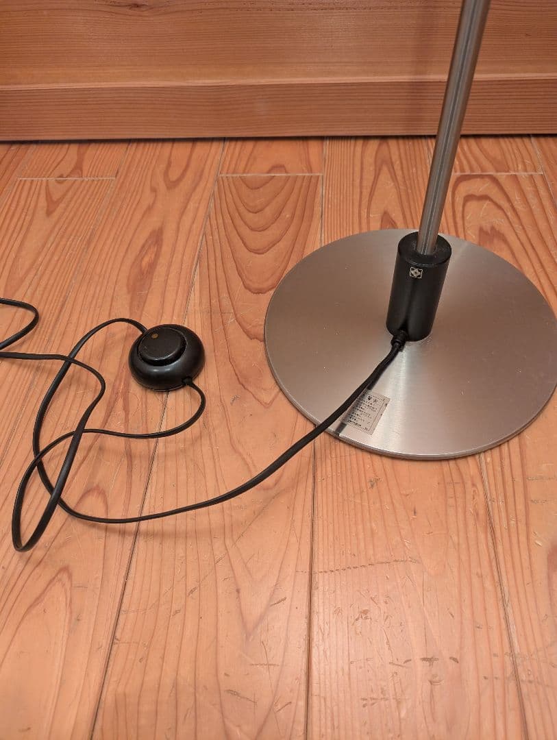 リンブルグ　LIMBURGガラスグローブ yamagiwaフロアスタンドライト