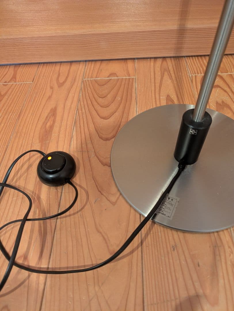 リンブルグ　LIMBURGガラスグローブ yamagiwaフロアスタンドライト