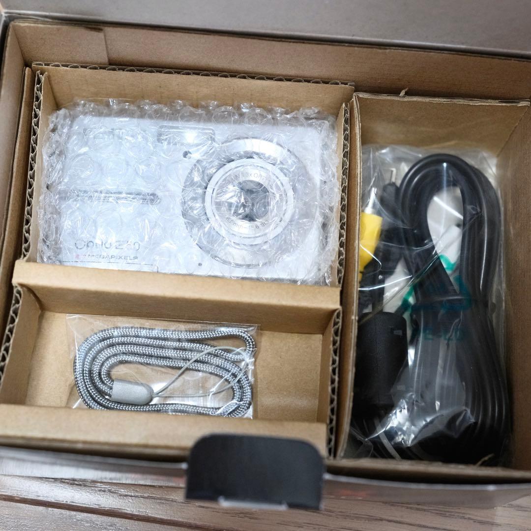 新品未使用 名機 平成レトロ コンデジ Y2K PENTAX Optio E50