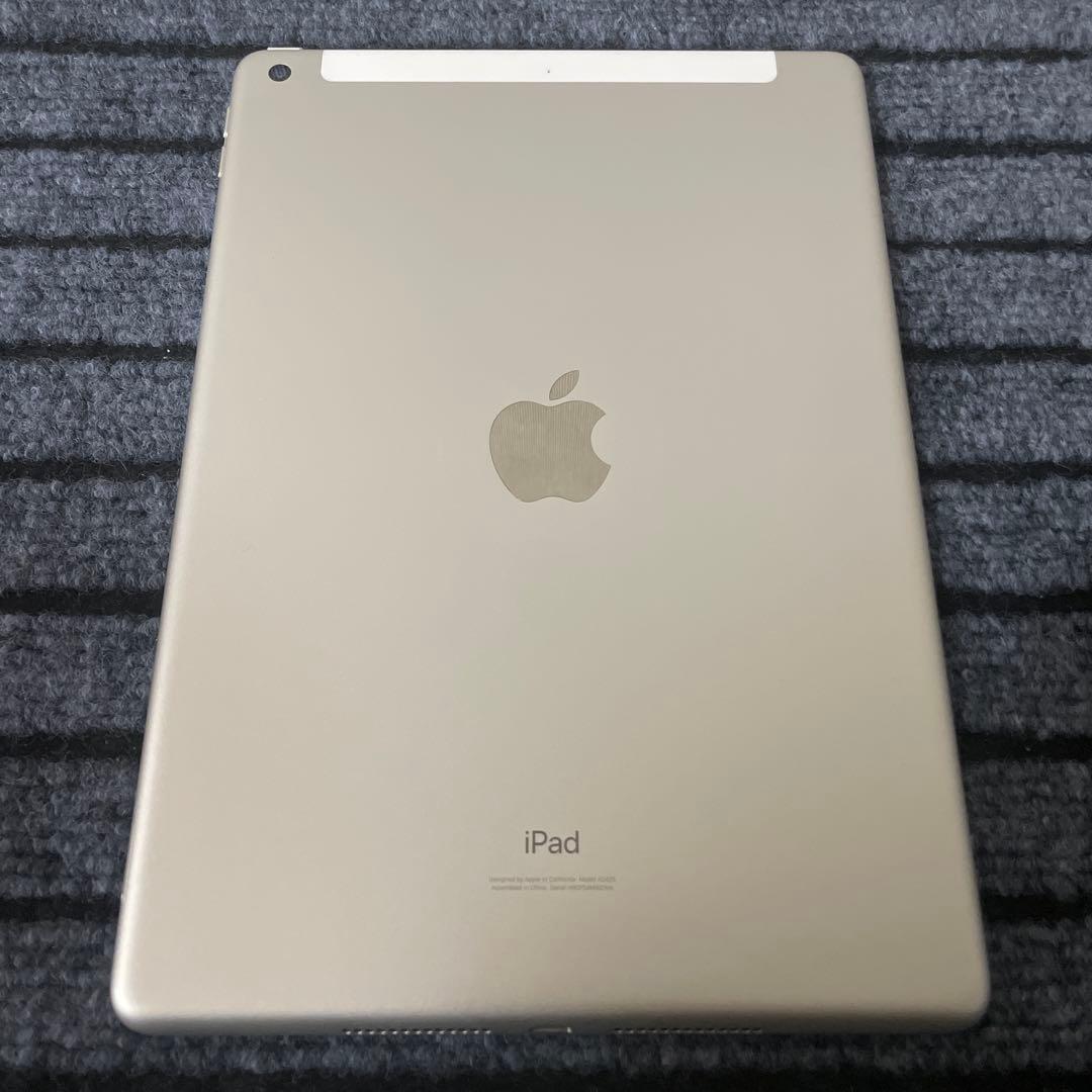 63 iPad 8世代 32GB SIMフリー シルバー