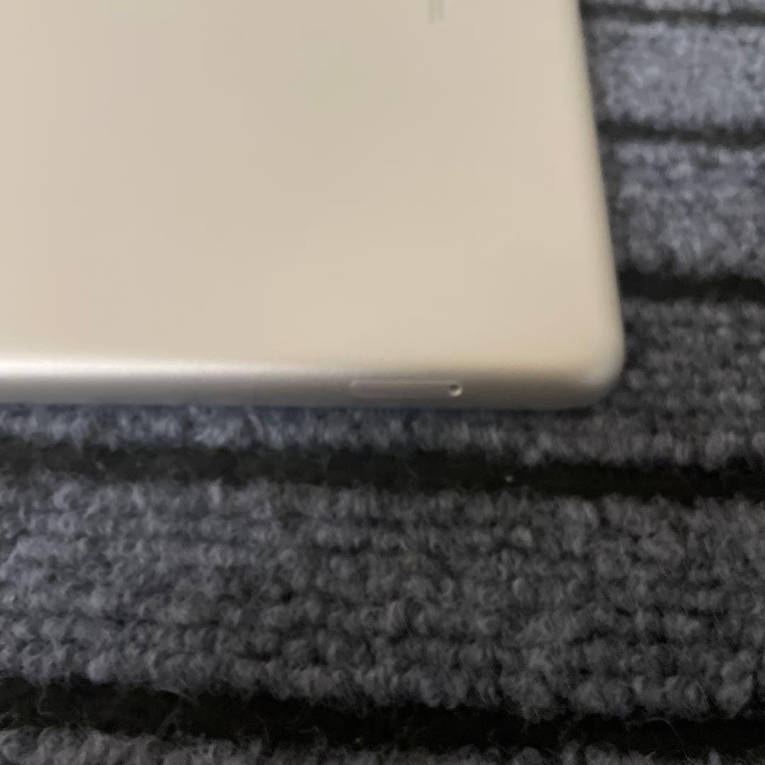 63 iPad 8世代 32GB SIMフリー シルバー