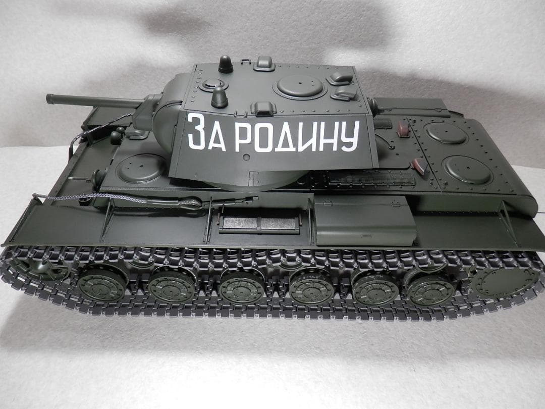 RC戦車 1/16スケール 　ＫＶ－１　組立済み