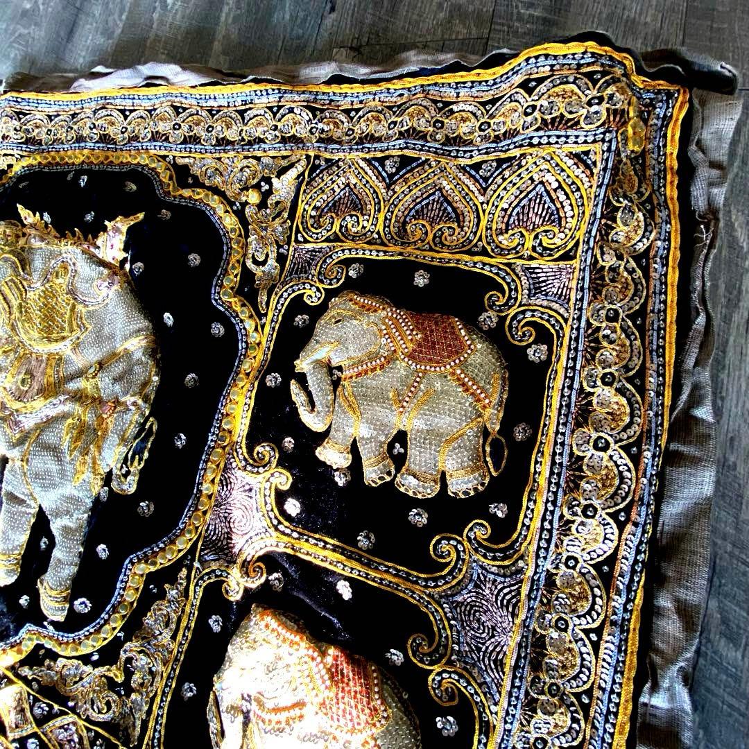 金運最強 金色の象 豪華刺繍 壁飾り 大型130cm タイ工房 アート