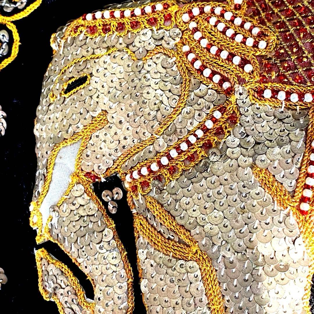 金運最強 金色の象 豪華刺繍 壁飾り 大型130cm タイ工房 アート