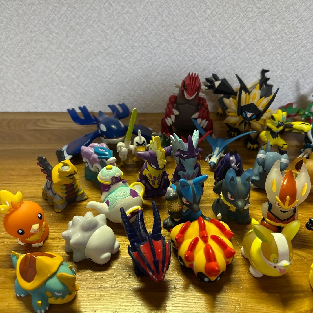 ポケモンキッズ　モンコレ　まとめ売り　おまけ付き