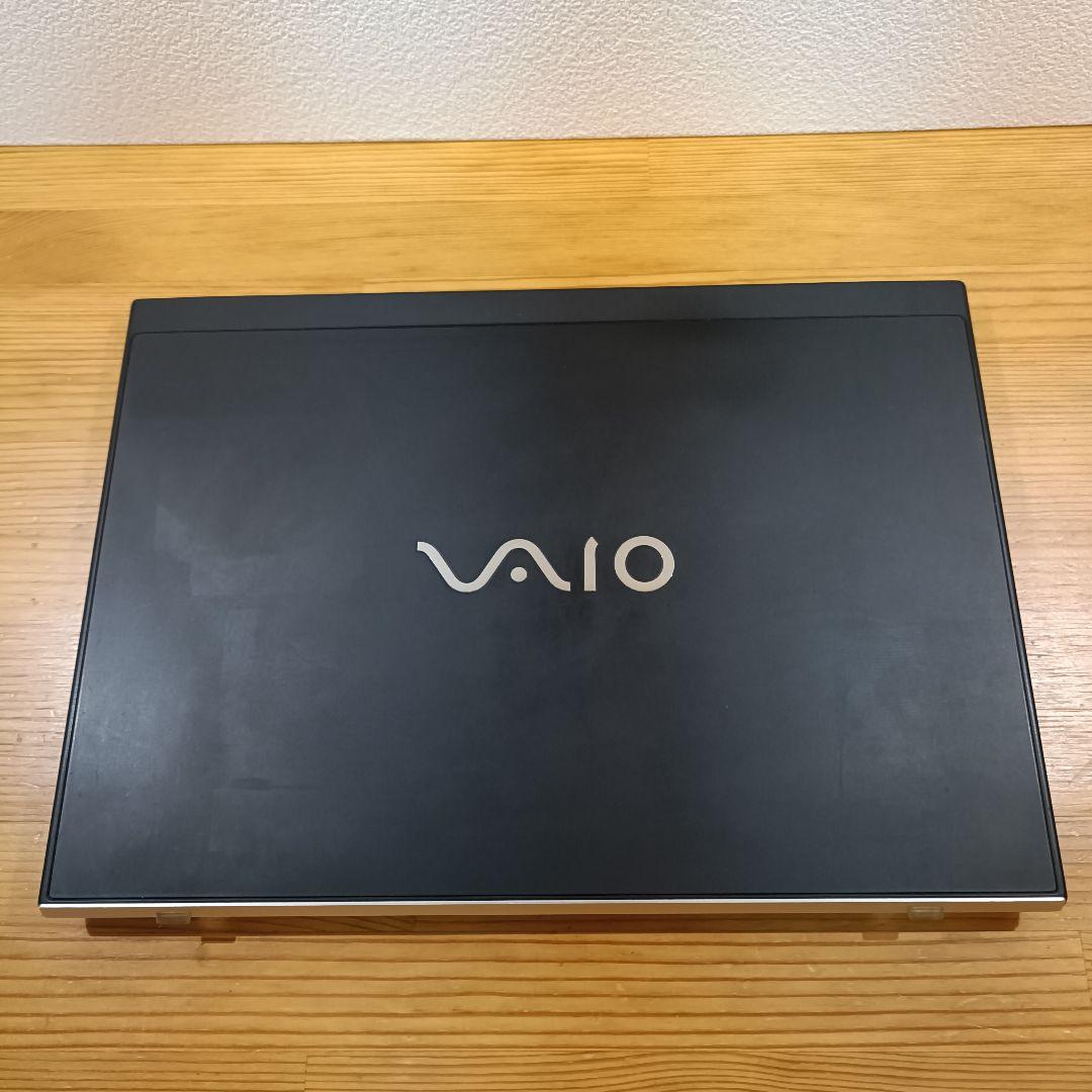 ノートPC 10世代 Corei7 SSD メモリ16GB Windows11