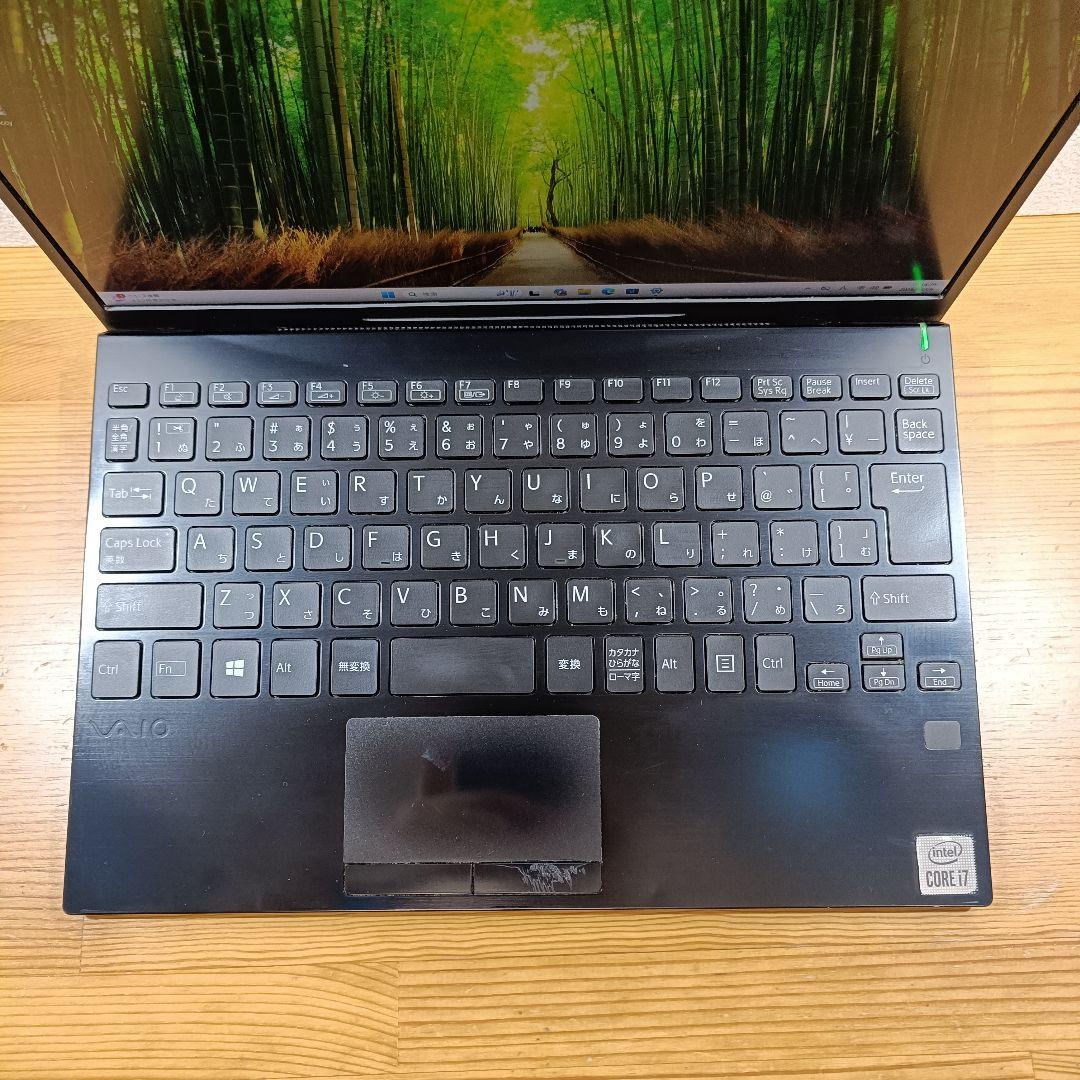ノートPC 10世代 Corei7 SSD メモリ16GB Windows11
