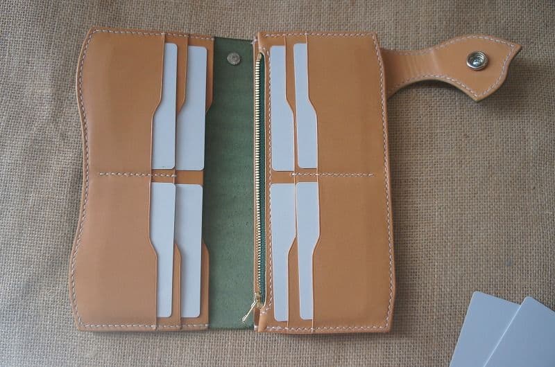 セール　送料無料　ルガトショルダーのバイカーズウォレット【パロットグリーン】