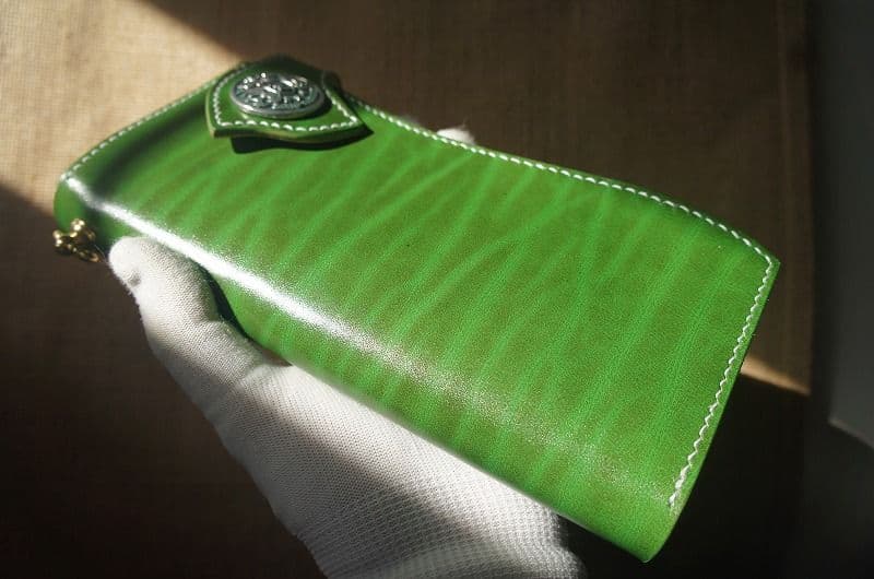 セール　送料無料　ルガトショルダーのバイカーズウォレット【パロットグリーン】