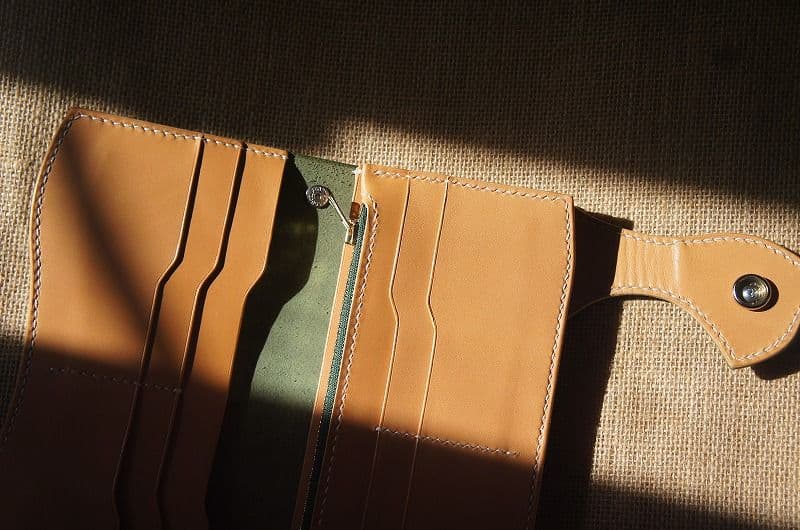 セール　送料無料　ルガトショルダーのバイカーズウォレット【パロットグリーン】