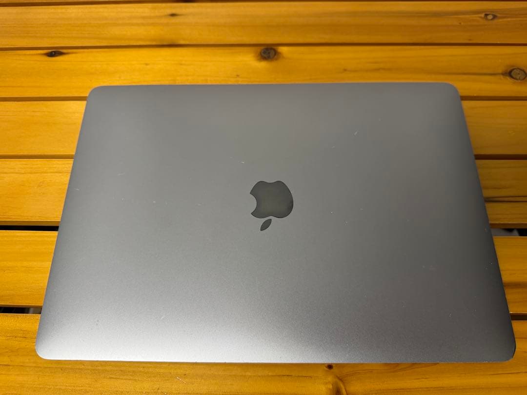 L*e様 MacBook Pro 2016 13インチTouch Bar +ID